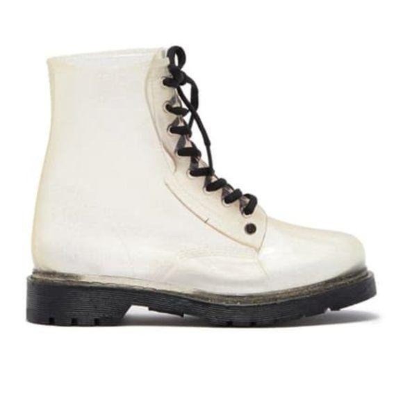 NIB Workshop Ginny Clear Gold Lace Up Rainboots, Size 6 - Picture 1 of 5